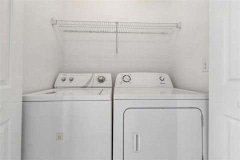 Townhouse in Riverview, Florida 3 bedrooms, 131.18 sq.m. № 2202597 - photo 26
