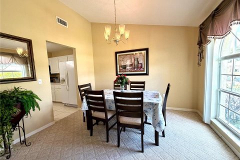 House in Lakeland, Florida 3 bedrooms, 193.33 sq.m. № 2220669 - photo 6