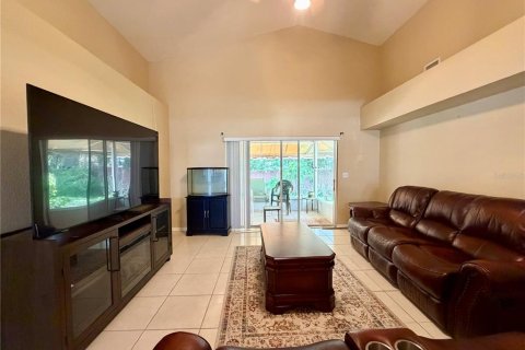House in Lakeland, Florida 3 bedrooms, 193.33 sq.m. № 2220669 - photo 11