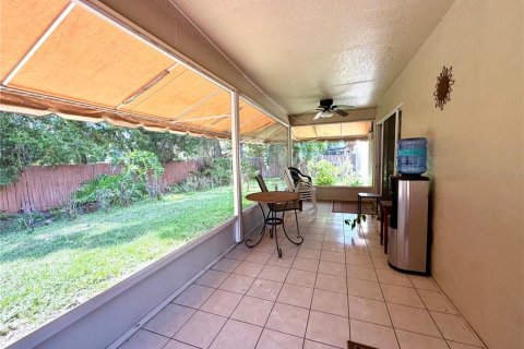 House in Lakeland, Florida 3 bedrooms, 193.33 sq.m. № 2220669 - photo 14