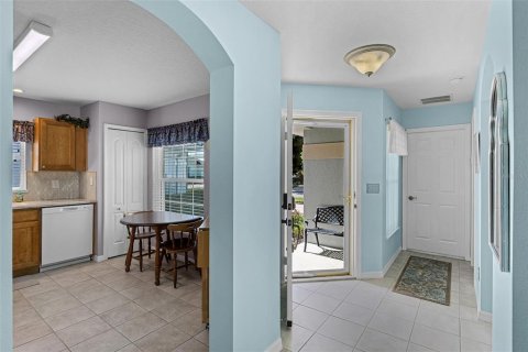 Casa en venta en Winter Haven, Florida, 2 dormitorios, 115.01 m2 № 1914163 - foto 4
