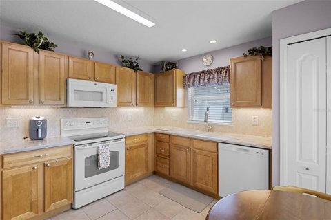 Casa en venta en Winter Haven, Florida, 2 dormitorios, 115.01 m2 № 1914163 - foto 10