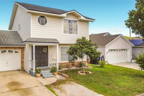 Townhouse in Orlando, Florida 2 bedrooms, 145.86 sq.m. № 2218845 - photo 4