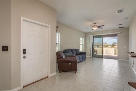 House in Hudson, Florida 3 bedrooms, 141.3 sq.m. № 2106964 - photo 5