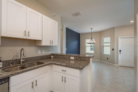 House in Hudson, Florida 3 bedrooms, 141.3 sq.m. № 2106964 - photo 14