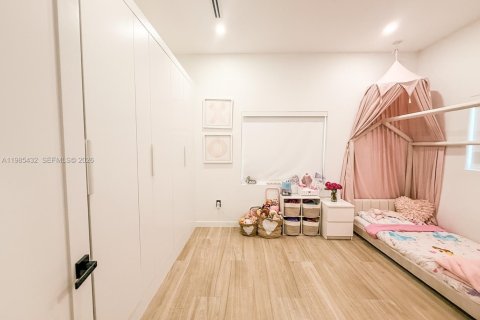 Купить виллу или дом в Саут-Майами, Флорида 4 спальни, 205.41м2, № 2049636 - фото 21