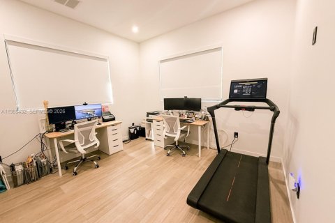 Купить виллу или дом в Саут-Майами, Флорида 4 спальни, 205.41м2, № 2049636 - фото 28