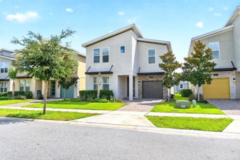Villa ou maison à Davenport, Floride 6 chambres, 305.74 m2 № 2360268