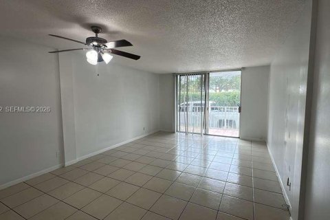 Condominio en venta en West Palm Beach, Florida, 1 dormitorio, 65.4 m2 № 2030321 - foto 3