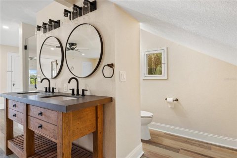 House in Saint Pete Beach, Florida 4 bedrooms, 231.14 sq.m. № 2096195 - photo 29