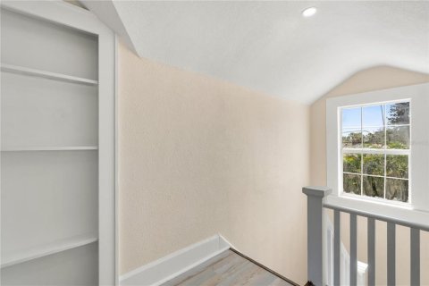 House in Saint Pete Beach, Florida 4 bedrooms, 231.14 sq.m. № 2096195 - photo 22