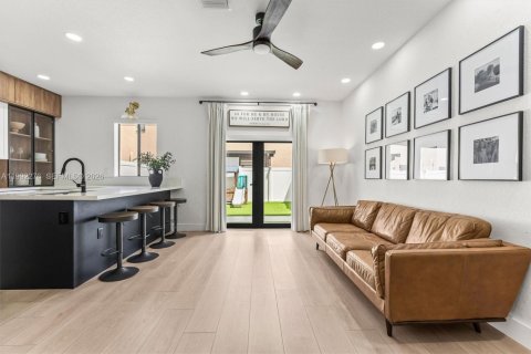 Купить таунхаус в Хайалиа, Флорида 3 спальни, 153.29м2, № 2059311 - фото 10