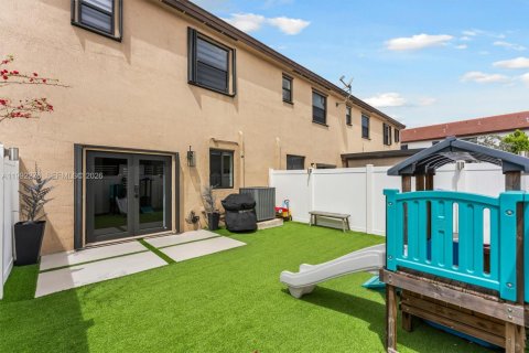 Купить таунхаус в Хайалиа, Флорида 3 спальни, 153.29м2, № 2059311 - фото 20