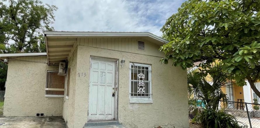 Casa en Orlando, Florida 3 dormitorios, 92.9 m2 № 1914755