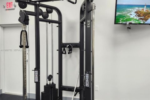 Copropriété à vendre à Sunny Isles Beach, Floride: 2 chambres, 91.79 m2 № 2028970 - photo 9