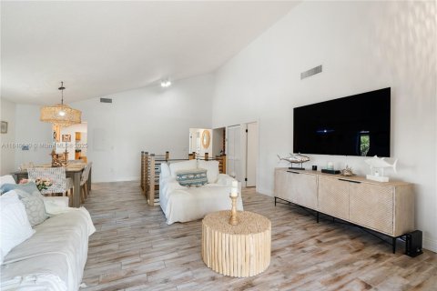 Townhouse in Key Largo, Florida 3 bedrooms, 118.08 sq.m. № 1845974 - photo 11