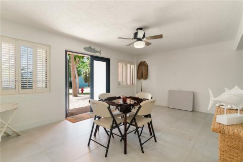 Townhouse in Key Largo, Florida 3 bedrooms, 118.08 sq.m. № 1845974 - photo 4