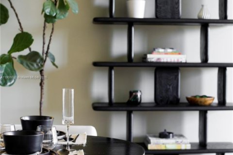 Copropriété à vendre à Miami, Floride: 1 chambre, 92.81 m2 № 1964285 - photo 16