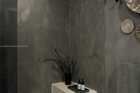 Copropriété à vendre à Miami, Floride: 1 chambre, 92.81 m2 № 1964285 - photo 22