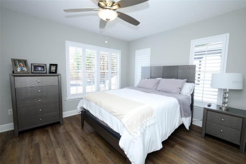 Condo in Orlando, Florida, 3 bedrooms  № 2376865 - photo 11