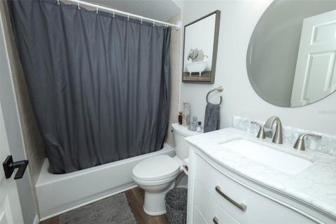Condo in Orlando, Florida, 3 bedrooms  № 2376865 - photo 10
