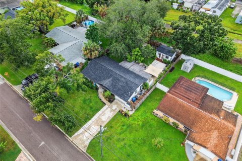 House in Saint Petersburg, Florida 2 bedrooms, 108.88 sq.m. № 1907809 - photo 2