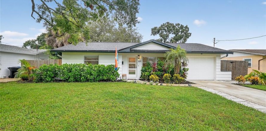 Casa en Saint Petersburg, Florida 2 dormitorios, 108.88 m2 № 1907809
