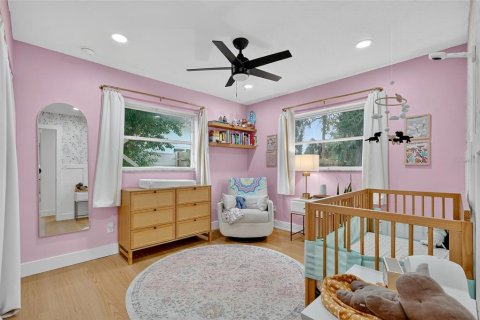House in Saint Petersburg, Florida 2 bedrooms, 108.88 sq.m. № 1907809 - photo 16