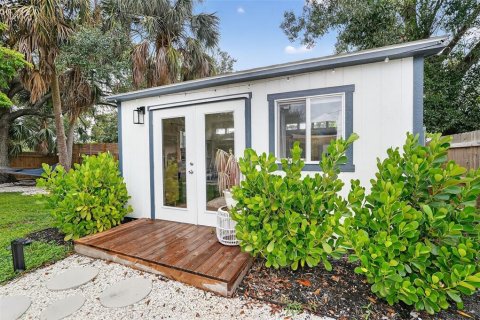House in Saint Petersburg, Florida 2 bedrooms, 108.88 sq.m. № 1907809 - photo 29