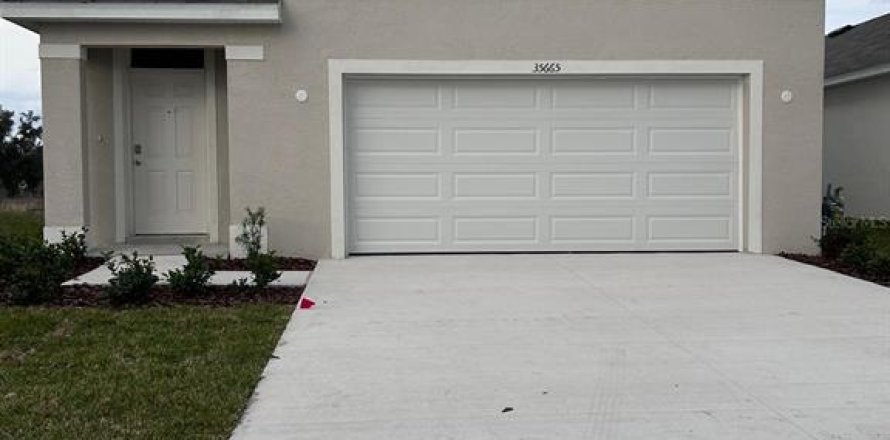 Villa ou maison à Zephyrhills, Floride 4 chambres, 214.14 m2 № 2215350