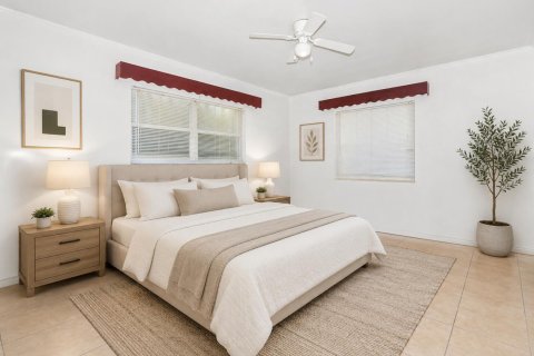 House in St. Lucie, Florida 2 bedrooms, 82.5 sq.m. № 2265105 - photo 8