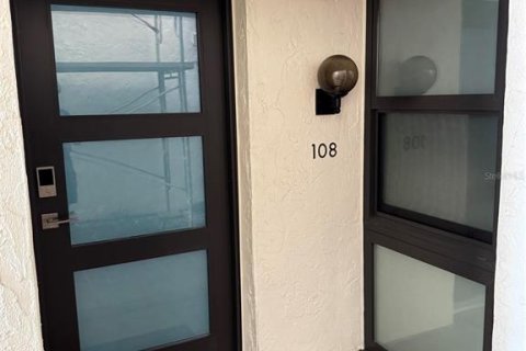 Copropriété à vendre à Longboat Key, Floride: 2 chambres, 86.68 m2 № 2150798 - photo 2