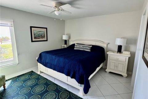 Copropriété à vendre à Longboat Key, Floride: 2 chambres, 86.68 m2 № 2150798 - photo 8