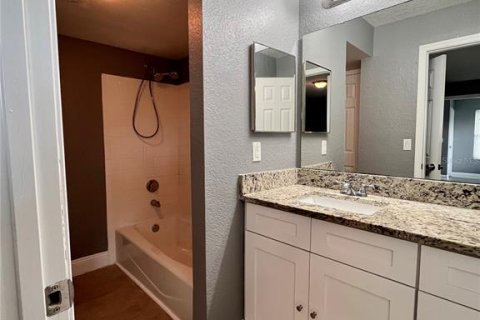 Copropriété à louer à Orlando, Floride: 2 chambres, 102.29 m2 № 2431952 - photo 11