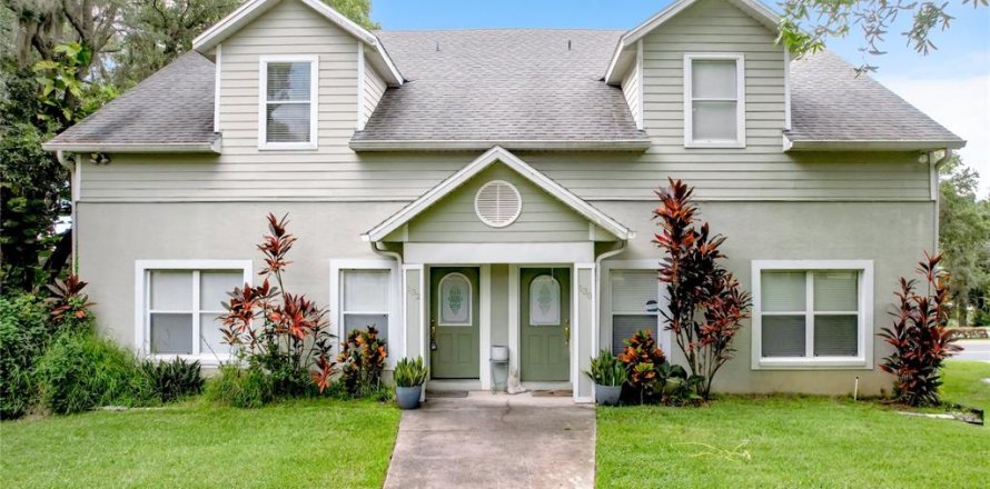 Townhouse in Clermont, Florida 3 bedrooms, 157.66 sq.m. № 1879362