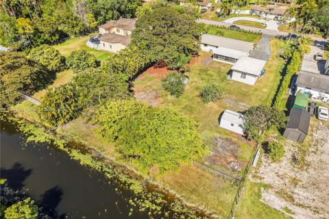 House in Southwest Ranches, Florida 4 bedrooms, 204.01 sq.m. № 1696532 - photo 2