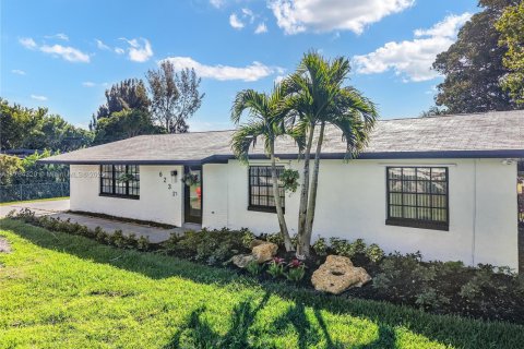 House in Southwest Ranches, Florida 4 bedrooms, 204.01 sq.m. № 1696532 - photo 3