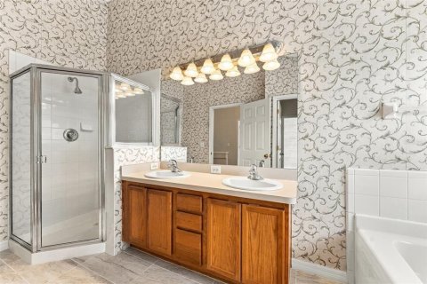Touwnhouse à louer à Valrico, Floride: 2 chambres, 122.17 m2 № 2407129 - photo 23