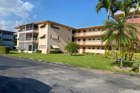 Copropriété à louer à Hollywood, Floride: 1 chambre, 69.12 m2 № 2028070 - photo 15