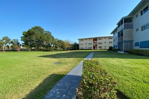 Copropriété à louer à Hollywood, Floride: 1 chambre, 69.12 m2 № 2028070 - photo 17