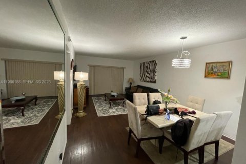 Copropriété à louer à Hollywood, Floride: 1 chambre, 69.12 m2 № 2028070 - photo 7