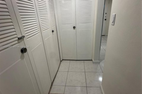 Copropriété à louer à Lauderdale-by-the-Sea, Floride: 1 chambre, 79.9 m2 № 2193620 - photo 12