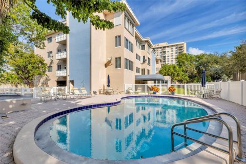 Copropriété à louer à Lauderdale-by-the-Sea, Floride: 1 chambre, 79.9 m2 № 2193620 - photo 20