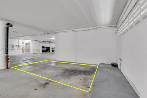 Copropriété à louer à Lauderdale-by-the-Sea, Floride: 1 chambre, 79.9 m2 № 2193620 - photo 24