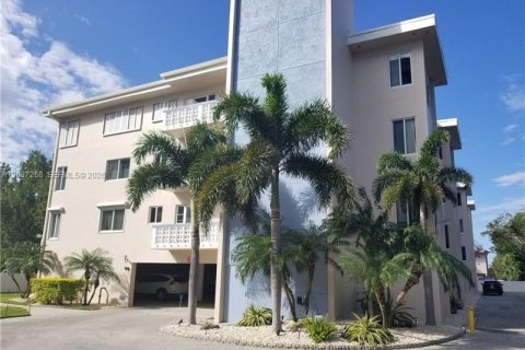 Condo à Lauderdale-by-the-Sea, Floride, 1 chambre  № 2193620