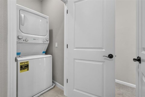 Townhouse in Kissimmee, Florida 3 bedrooms, 140.19 sq.m. № 2129271 - photo 1