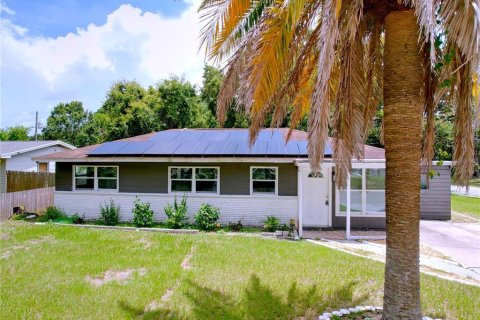House in Clearwater, Florida 4 bedrooms, 128.39 sq.m. № 1827744 - photo 10