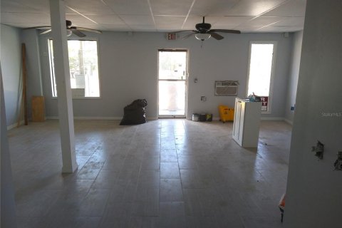 Immobilier commercial à vendre à Hudson, Floride: 109.44 m2 № 1919250 - photo 11