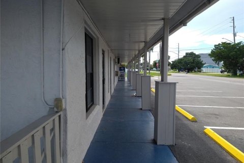 Immobilier commercial à vendre à Hudson, Floride: 109.44 m2 № 1919250 - photo 6