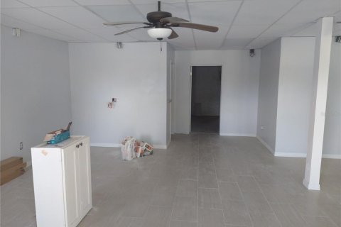 Immobilier commercial à vendre à Hudson, Floride: 109.44 m2 № 1919250 - photo 13